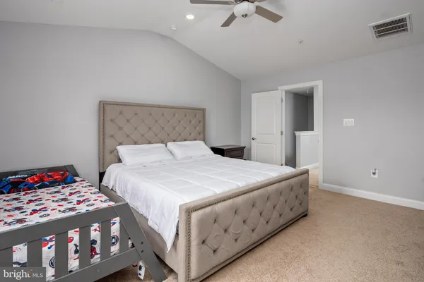 $425,000 | 10005 Maids Fancy Way, Hagerstown, MD 21740