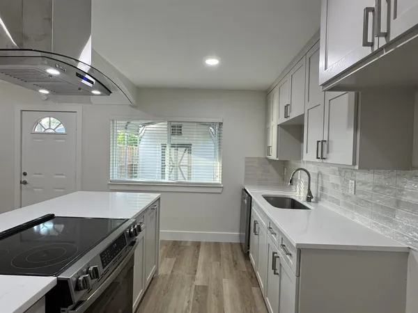 $2,300 | 625 Camilla Lane, Garland, TX 75040