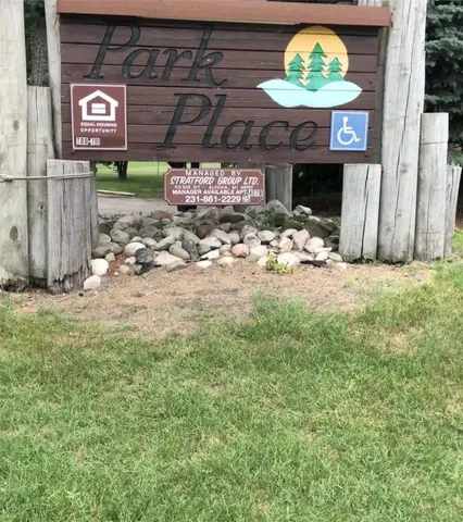 $694 | 415 North State Street, Shelby, MI 49455