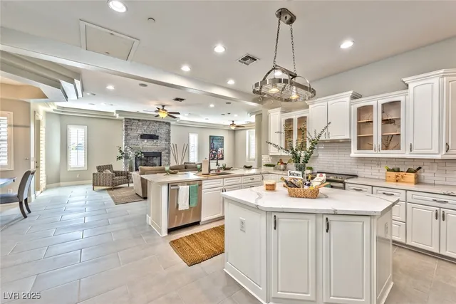 $1,195,000 | 6465 Sugar Knoll Court, Las Vegas, NV 89110