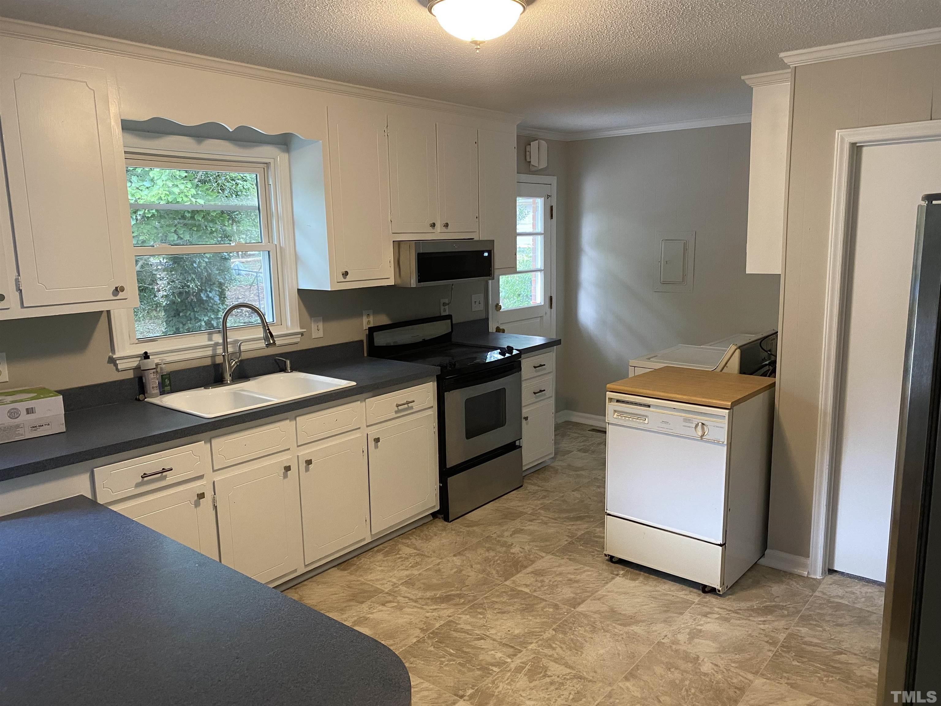 4903 Mandel Road Durham, NC 27712 - Photo 19 of 21 Parking in the back
