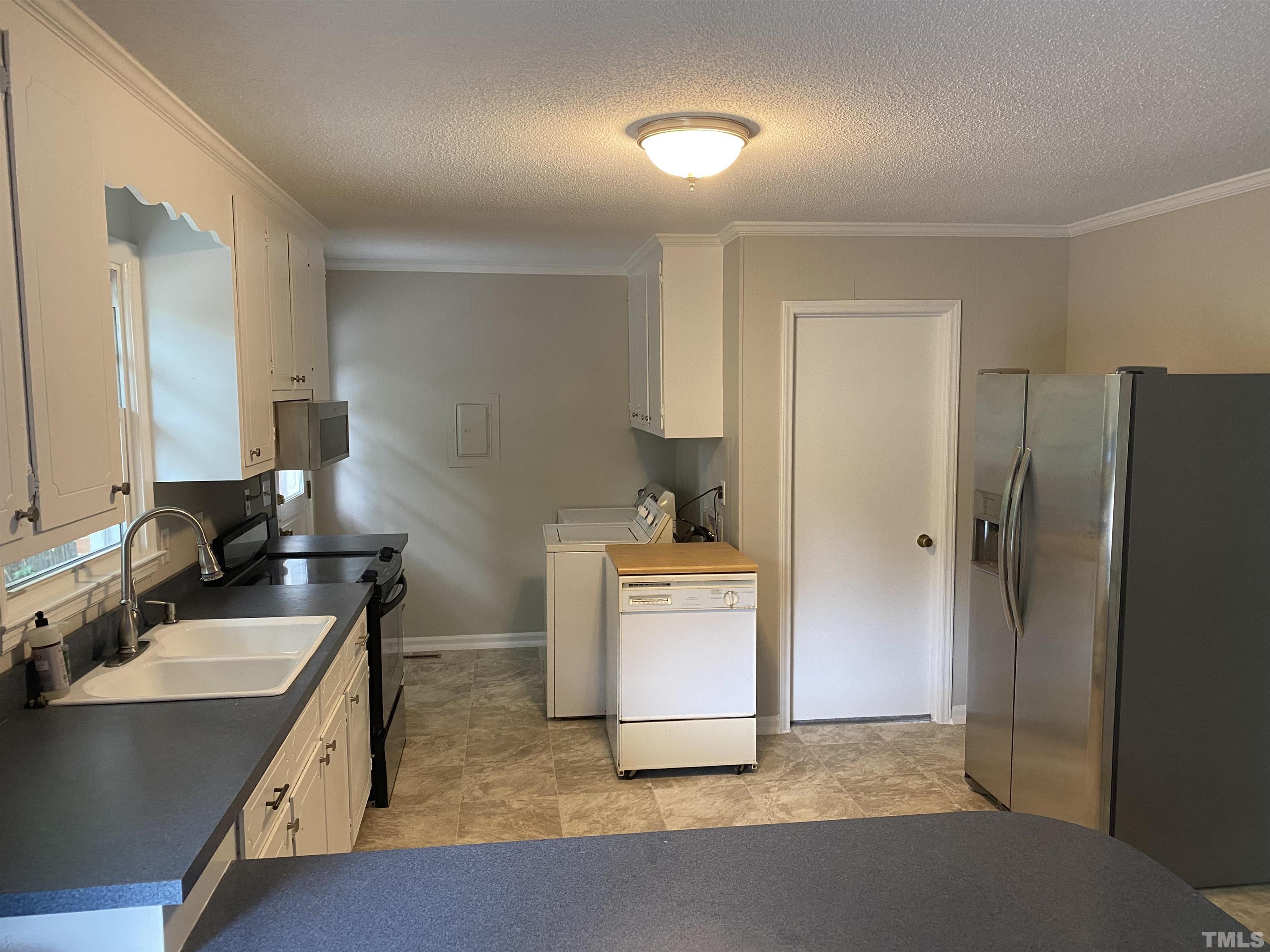 4903 Mandel Road Durham, NC 27712 - Photo 8 of 21 Gallery Image 8