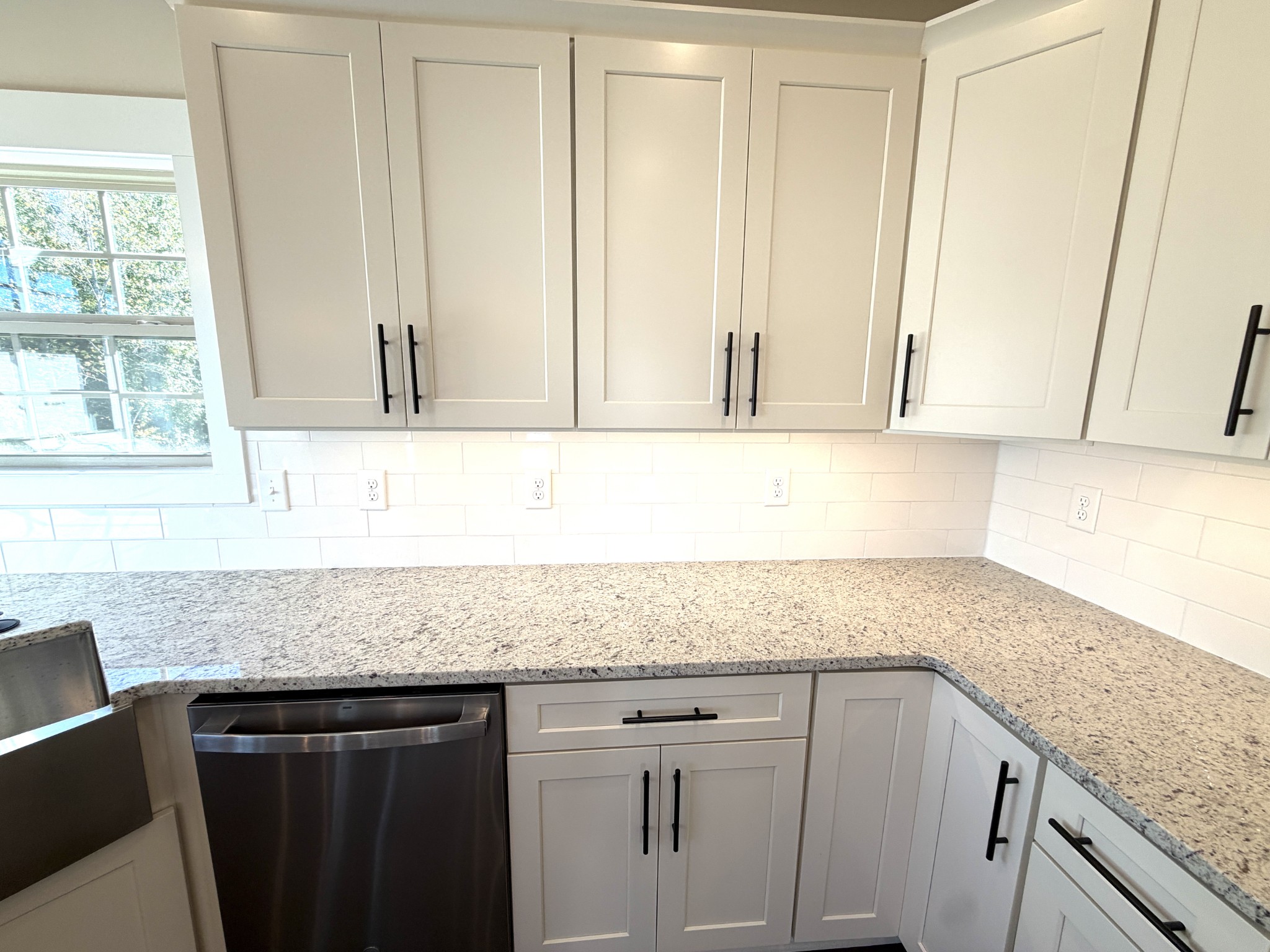 128 Hummingbird Way Clarksville, TN 37043 - Photo 14 of 27 Gallery Image 14