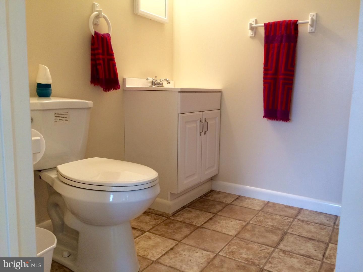 757 Braxton Road Ridley Park, PA 19078 - Photo 12 of 25 Gallery Image 12