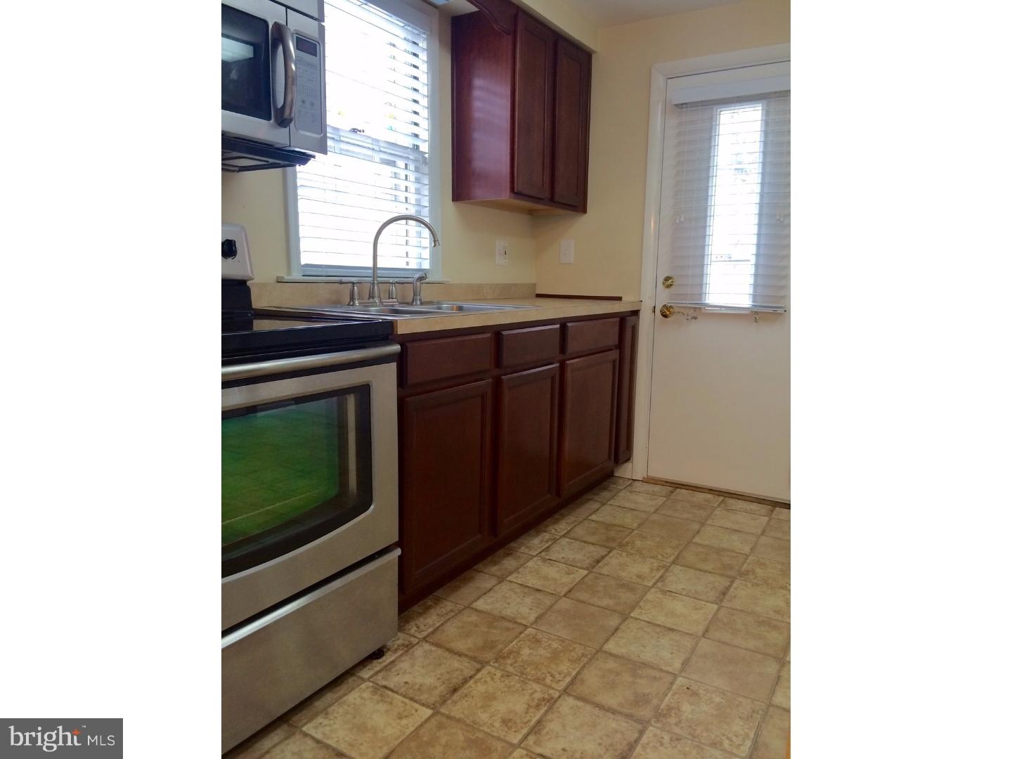 757 Braxton Road Ridley Park, PA 19078 - Photo 5 of 25 Gallery Image 5