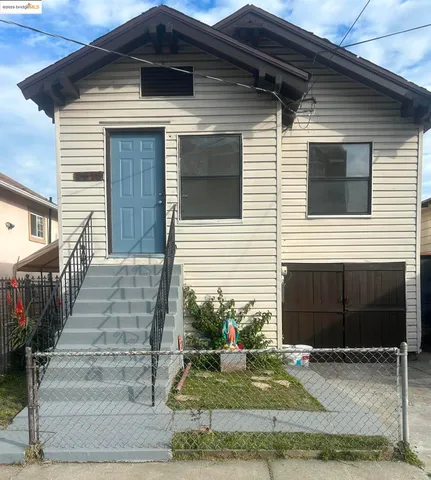 $535,000 | 2618 East 20th Street, Oakland, CA 94601
