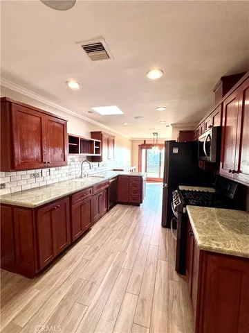 $3,800 | 874 Highpoint Drive, Claremont, CA 91711