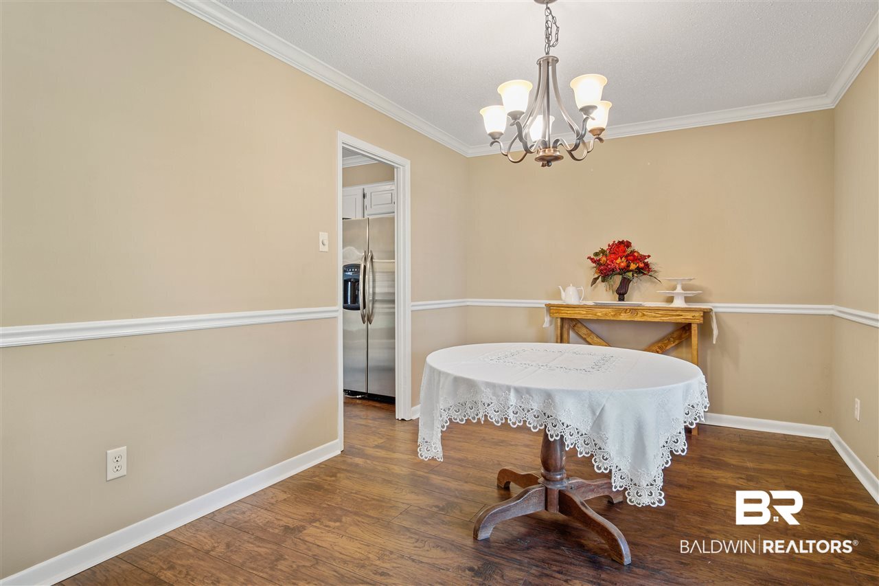 3324 Meadow Lane Mobile, AL 36618 - Photo 11 of 28