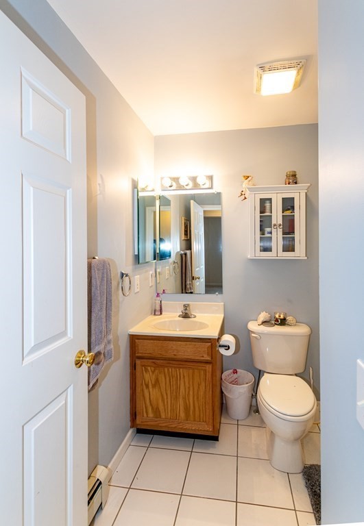 4 Lakeview Road Webster, MA 01570 - Photo 23 of 38