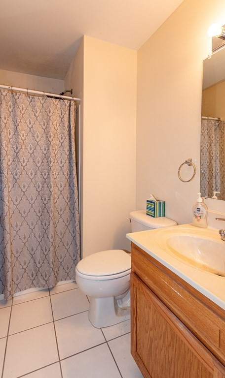 4 Lakeview Road Webster, MA 01570 - Photo 24 of 38