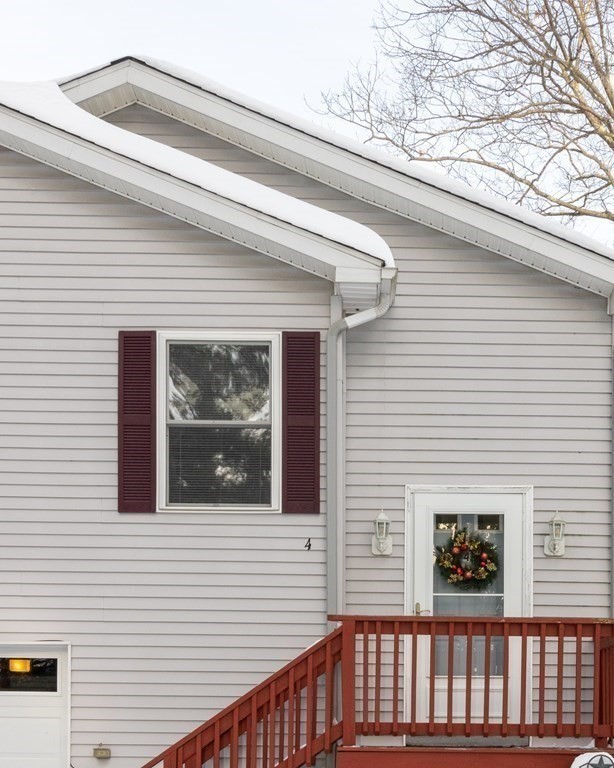 4 Lakeview Road Webster, MA 01570 - Photo 34 of 38