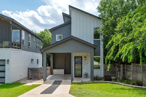 $749,000 | 2605 South 2nd Street, Unit 2, Austin, TX 78704