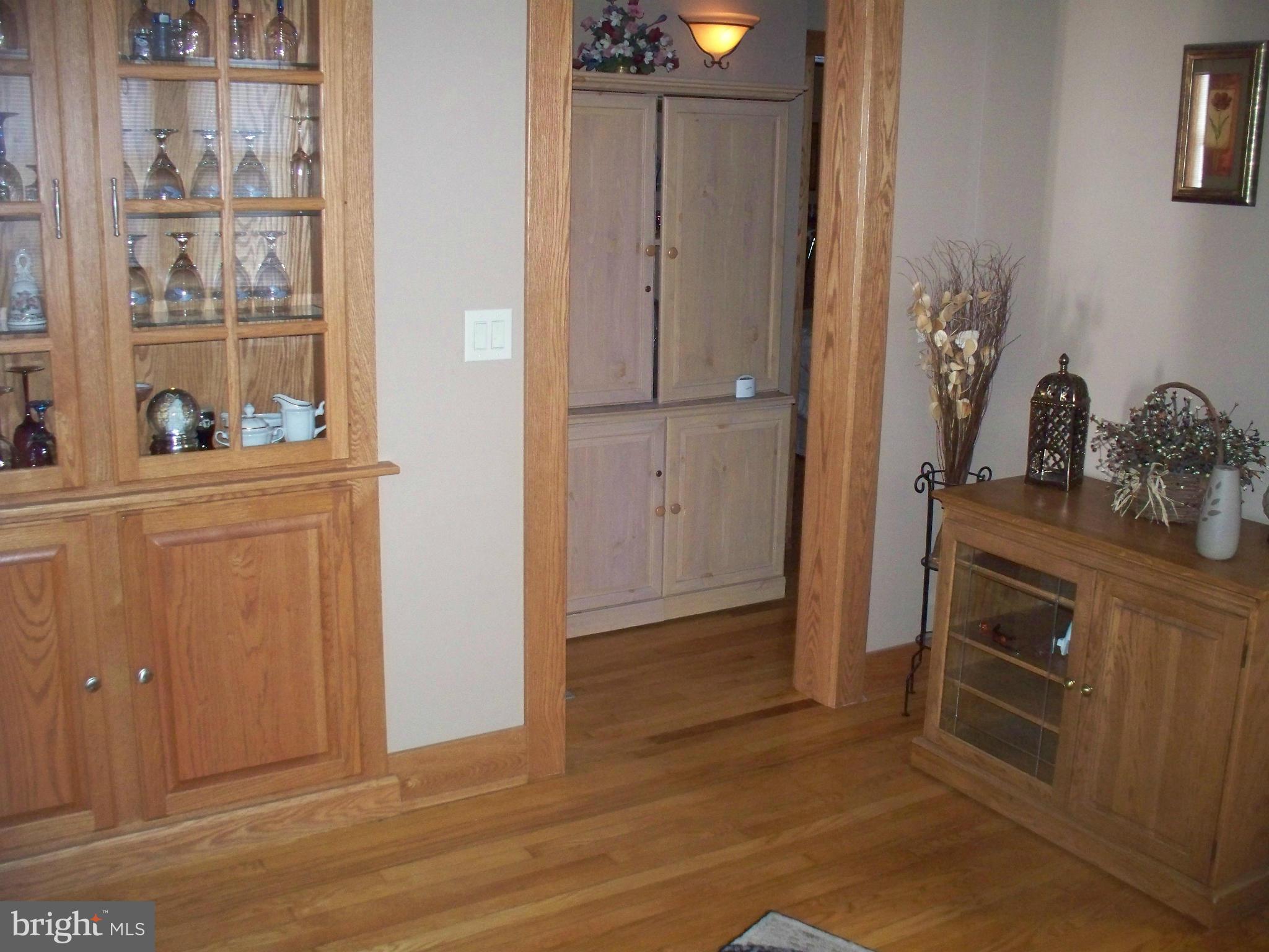 817 Braddock Road Cumberland, MD 21502 - Photo 5 of 28 Dining Room