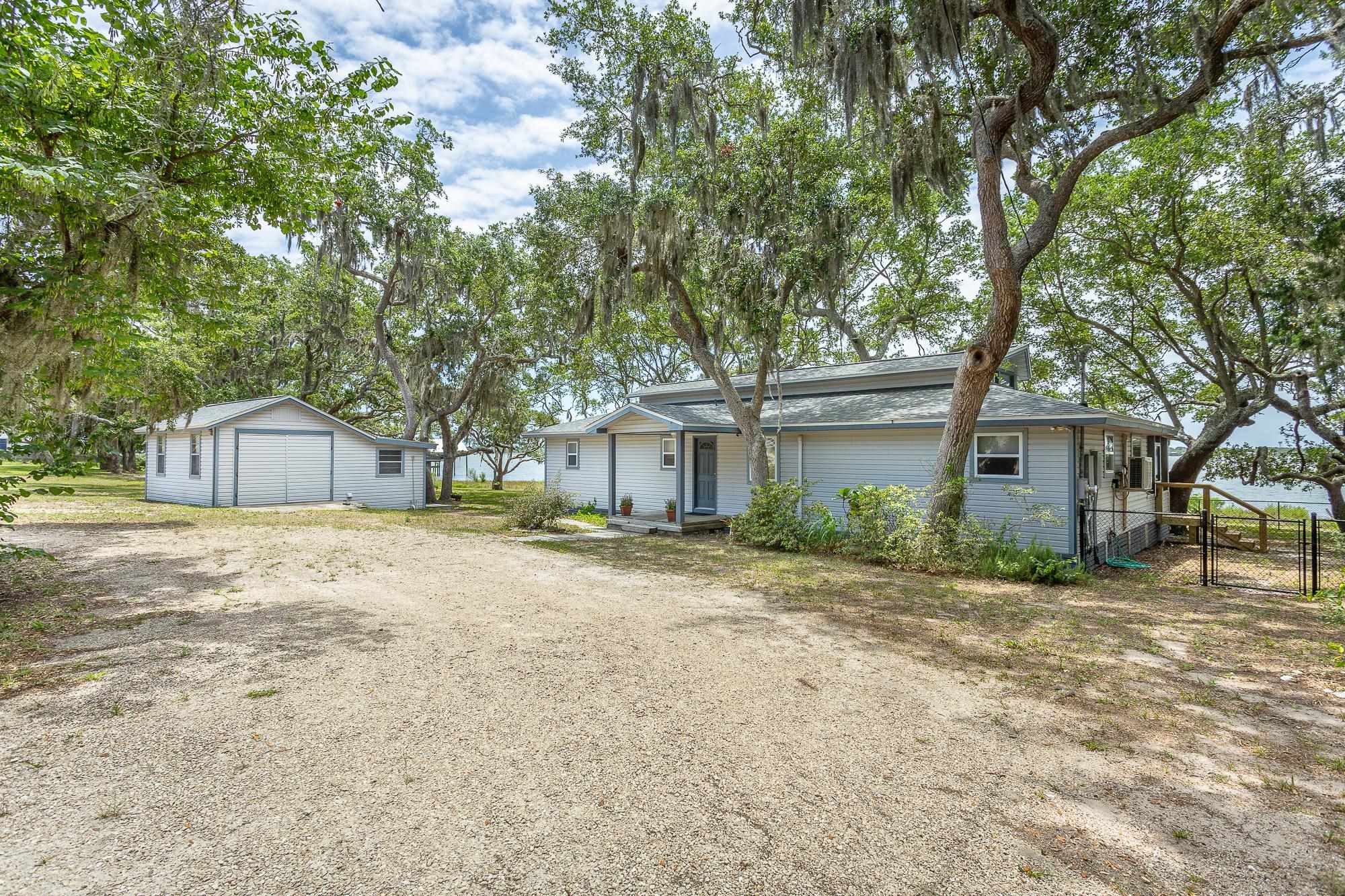 632 Mariner Circle Alligator Point, FL 32346 - Photo 15 of 44