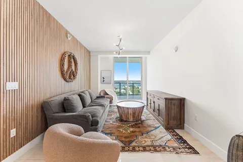 $3,250,000 | 3100 North Ocean Drive, Unit 1702P, Singer Island, FL 33404