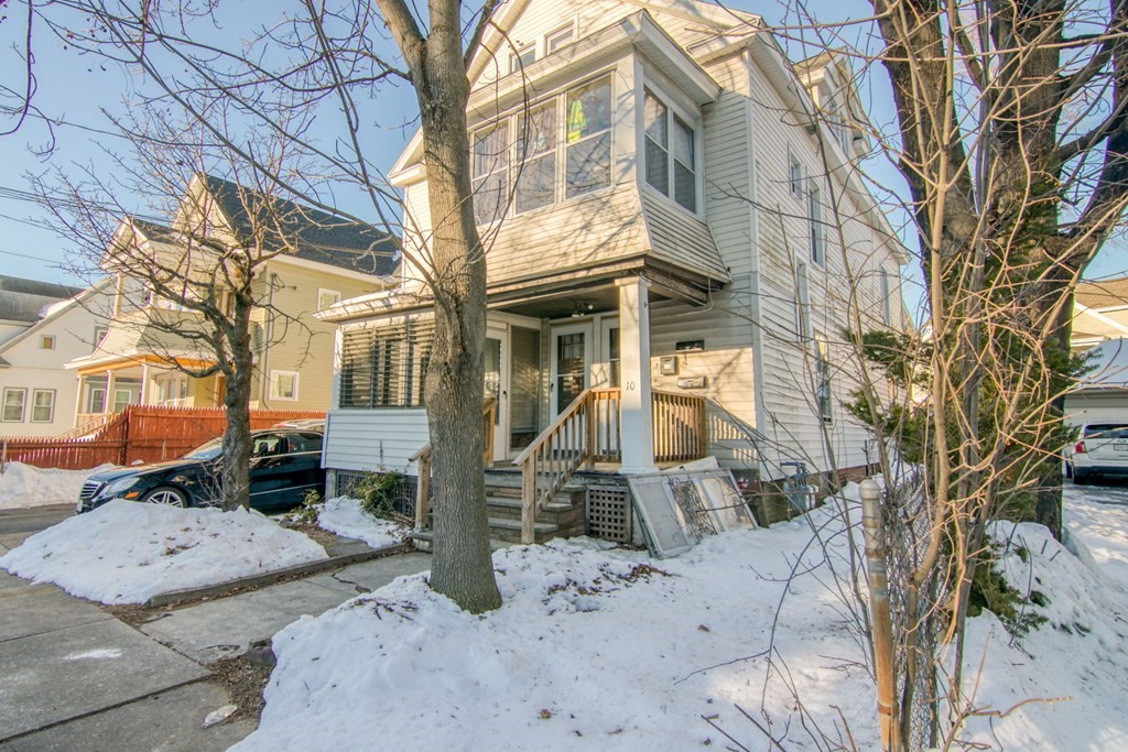 14 Ashmont Street Springfield, MA 01108 - Photo 3 of 29 Gallery Image 3
