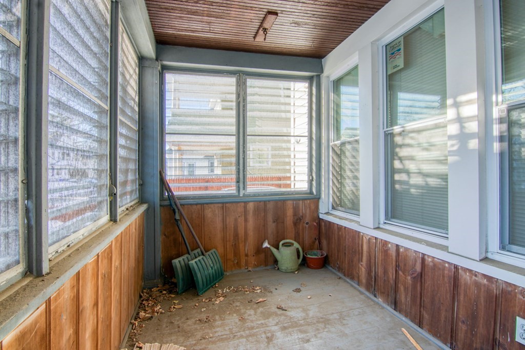 14 Ashmont Street Springfield, MA 01108 - Photo 7 of 29 Gallery Image 7