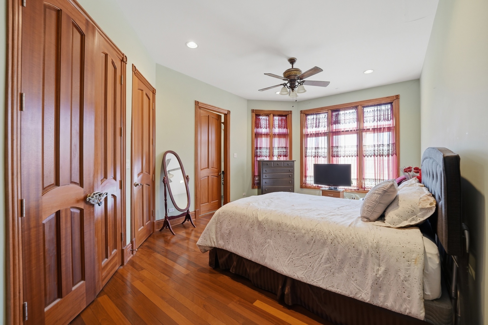 1201 Plum Tree Road Barrington, IL 60010 - Photo 42 of 99