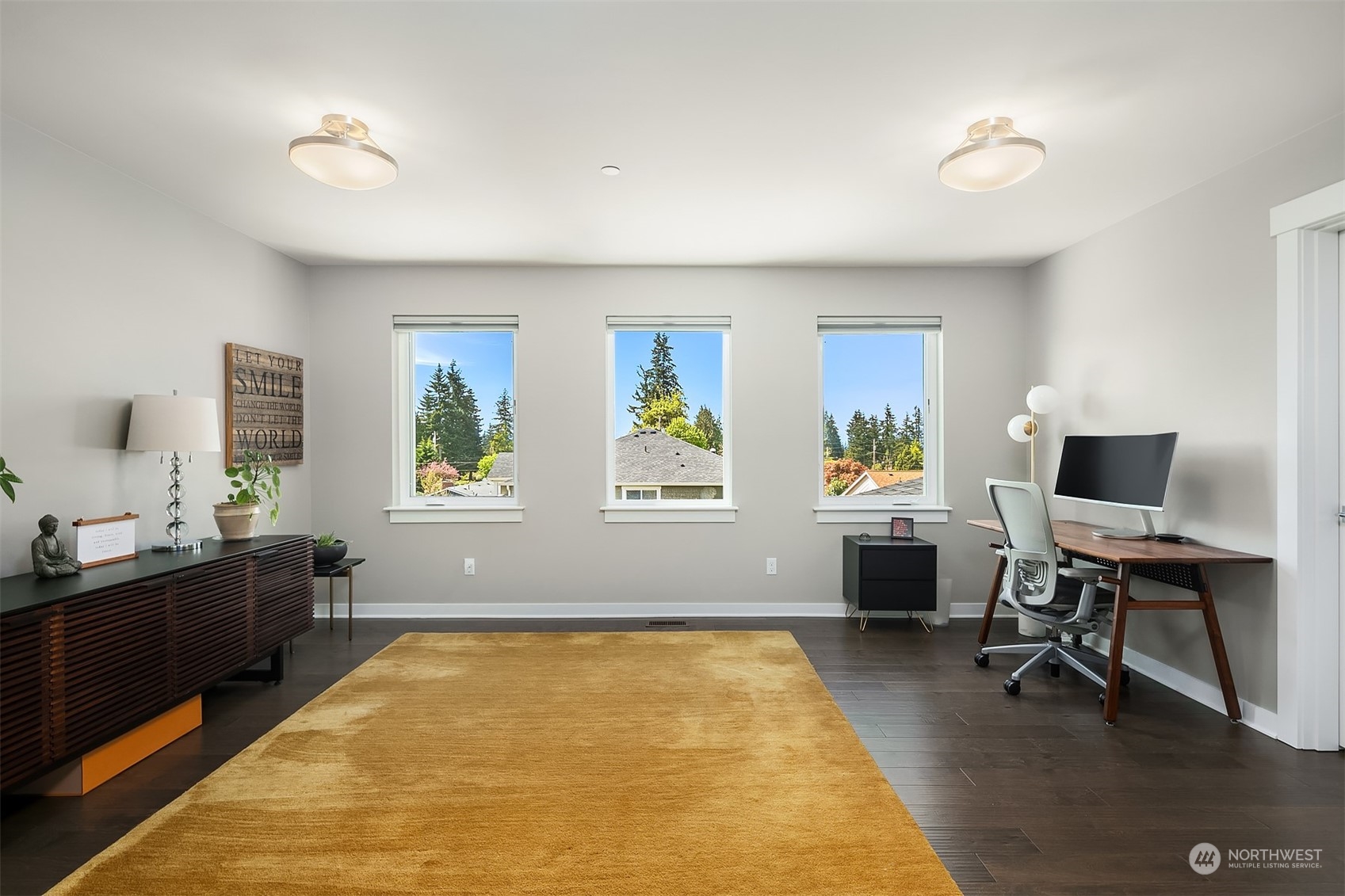 8721 218th Street Southwest Edmonds, WA 98026 - Photo 23 of 34 a workspace with furniture and window