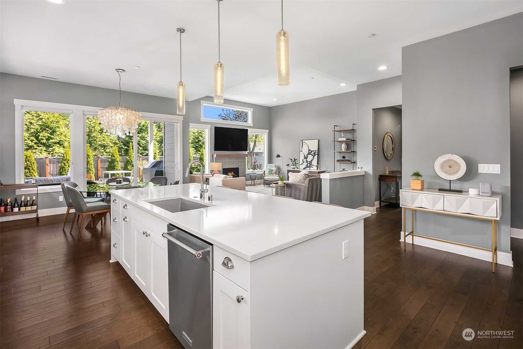 8721 218th Street Southwest Edmonds, WA 98026 - Photo 9 of 34