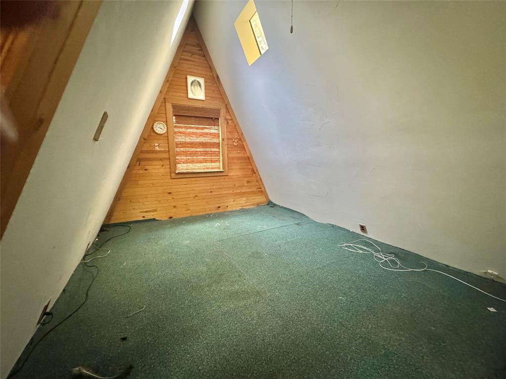 320 Hillside Ln Valley View Valley View, TX 76272 - Photo 15 of 29