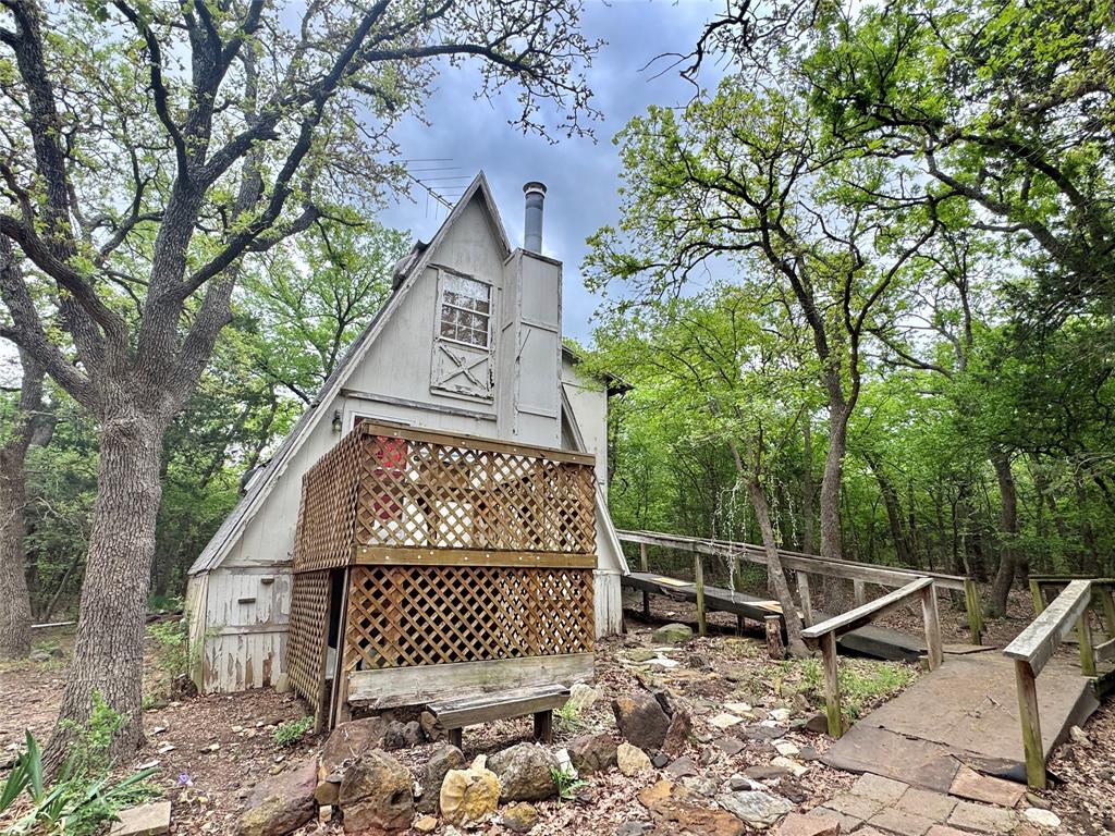 320 Hillside Ln Valley View Valley View, TX 76272 - Photo 2 of 29