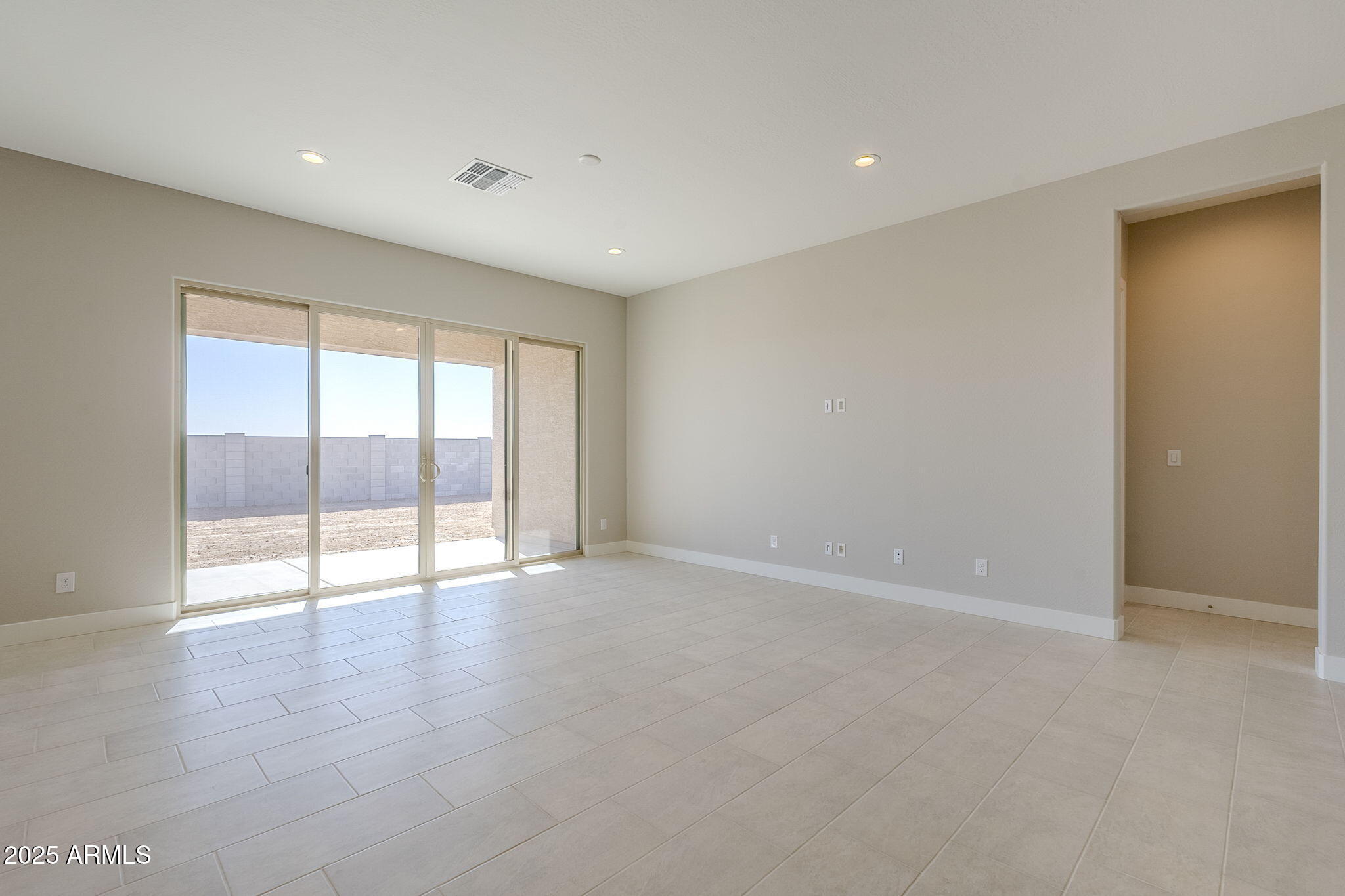18949 West Ocotillo Road Waddell, AZ 85355 - Photo 10 of 31 Great Room