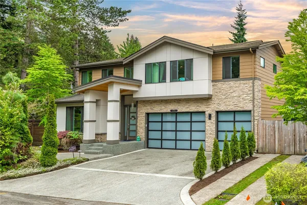 $3,200,000 | 10351 Southeast 8th Street, Bellevue, WA 98004