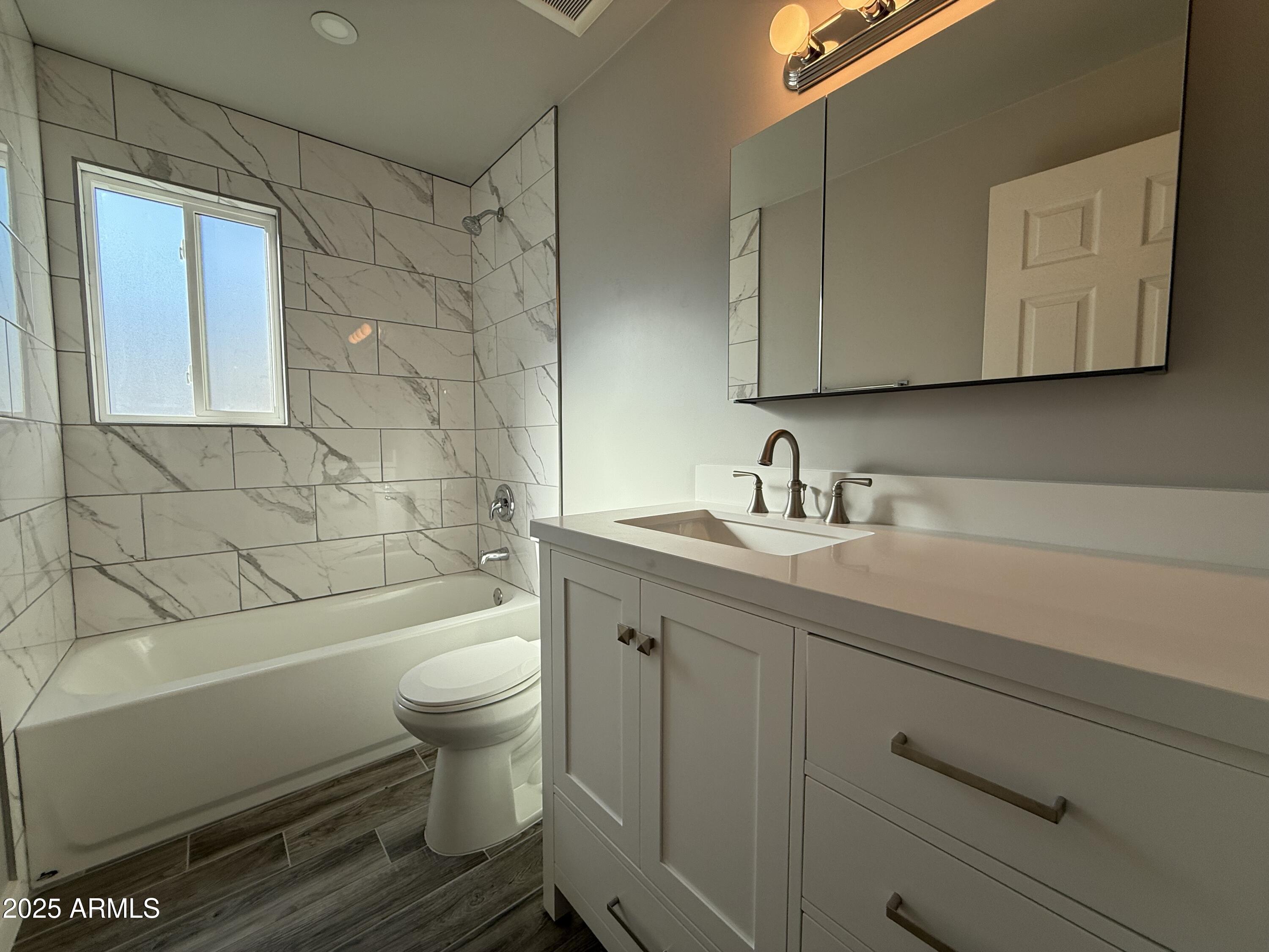 6637 North 27th Avenue Phoenix, AZ 85017 - Photo 13 of 17 IMG_5496