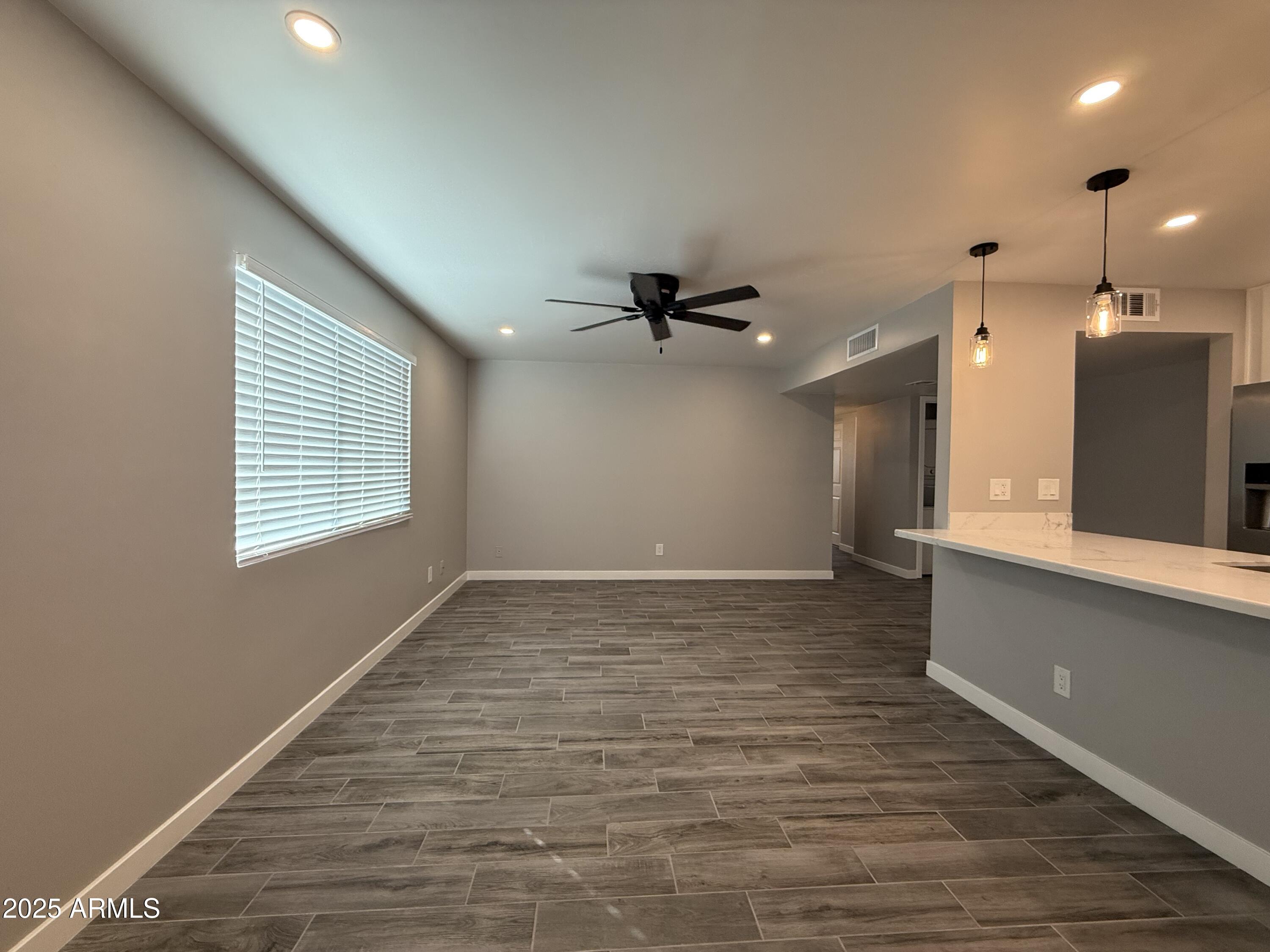 6637 North 27th Avenue Phoenix, AZ 85017 - Photo 2 of 17 IMG_5484