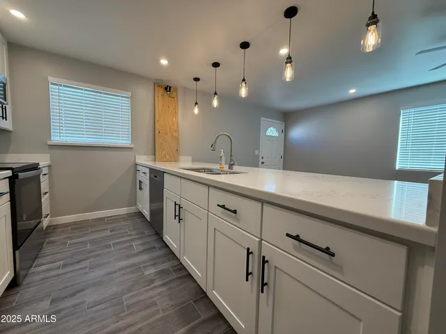 $1,195 | 6637 North 27th Avenue, Phoenix, AZ 85017