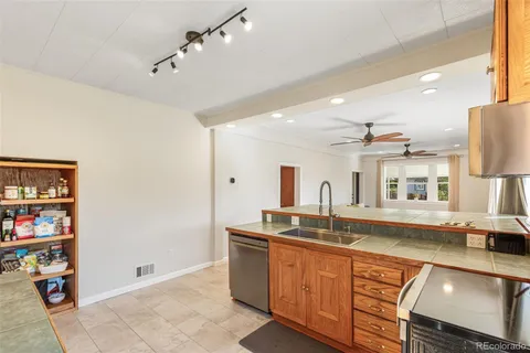 $540,000 | 990 Ingalls Street, Lakewood, CO 80214