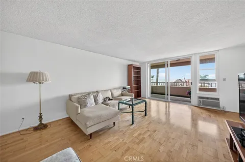 $700,000 | 1635 East Ocean Boulevard, Unit C4, Long Beach, CA 90802