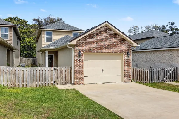 $469,000 | 61 B 9th Avenue, Shalimar, FL 32579
