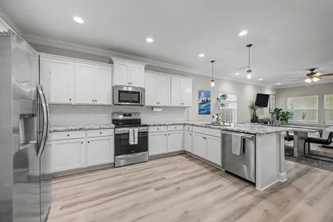 $469,000 | 61 B 9th Avenue, Shalimar, FL 32579