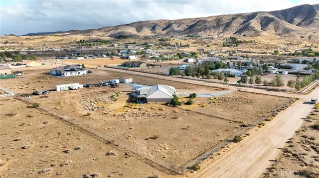 $570,000 | 21724 Hercules Street, Apple Valley, CA 92308