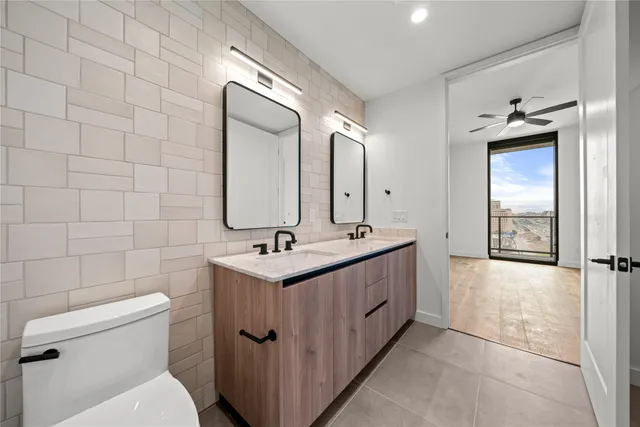 $715,000 | 84 East Avenue, Unit 2403, Austin, TX 78701