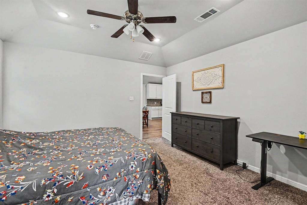 977 Sam Street Springtown, TX 76082 - Photo 17 of 30