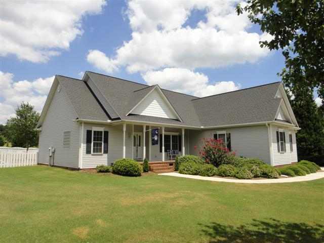 111 Inverness Way Easley, SC 29642 - Photo 2 of 25 Gallery Image 2