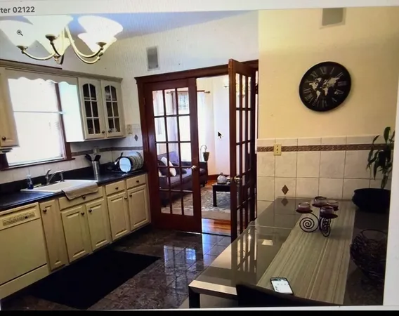 $4,000 | 7 Bentham Road, Unit 2, Boston, MA 02122