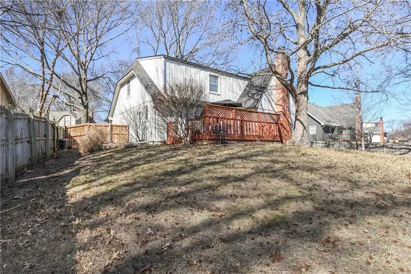 $425,000 | 10139 Earnshaw Street, Lenexa, KS 66215