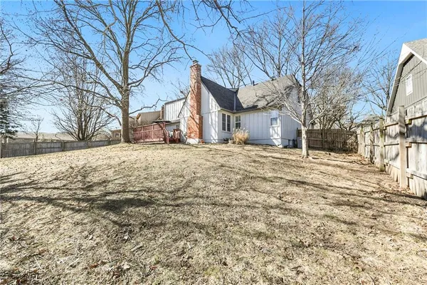 $425,000 | 10139 Earnshaw Street, Lenexa, KS 66215