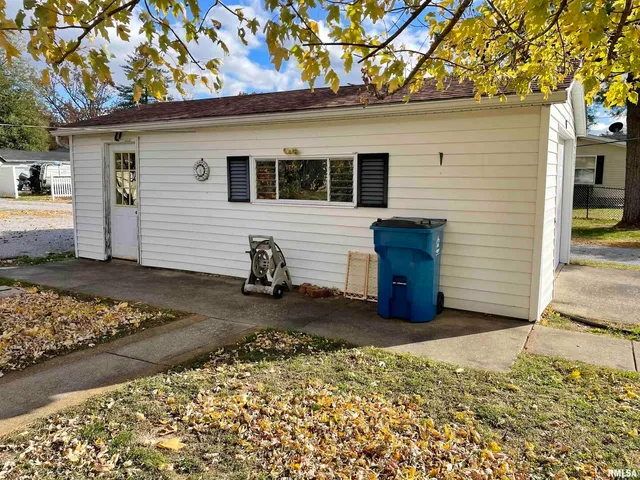 $50,000 | 602 East Main Street, Christopher, IL 62822