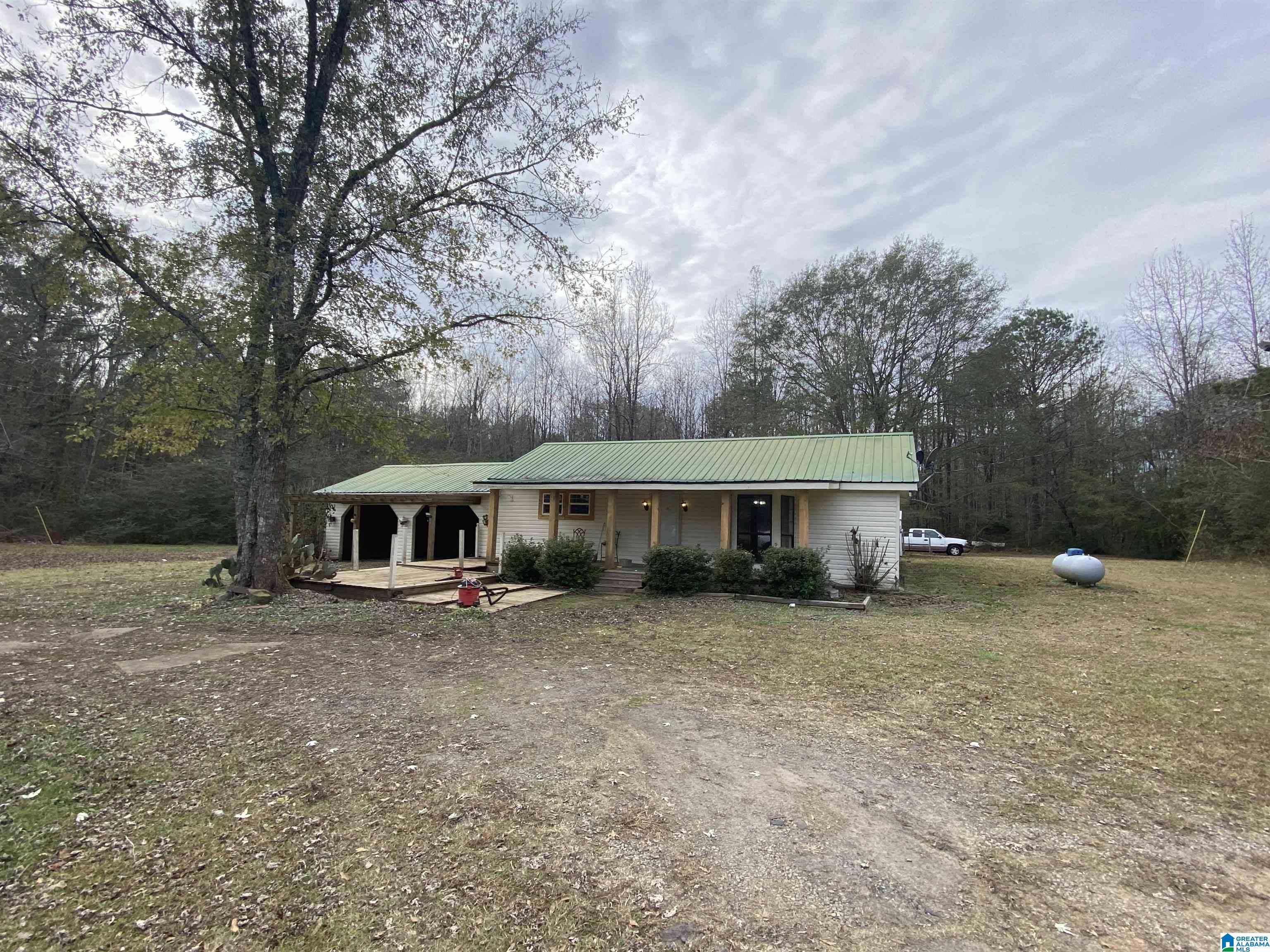 4131 Nauvoo Road Nauvoo, AL 35578 - Photo 2 of 15