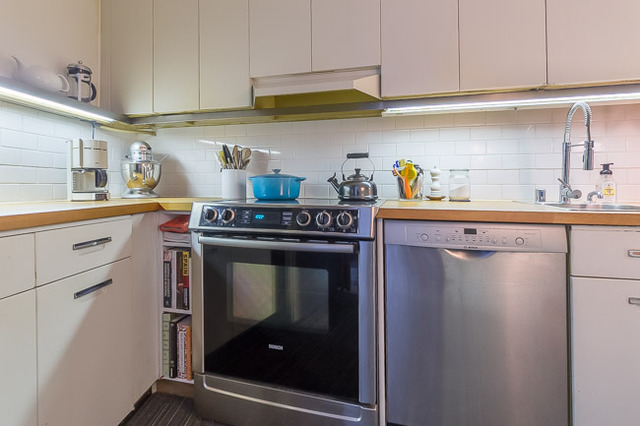 300 North State Street, Unit 3429 Chicago, IL 60654 - Photo 12 of 16