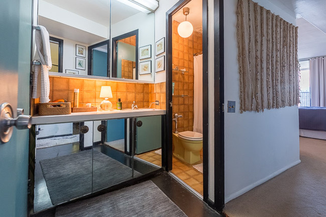 300 North State Street, Unit 3429 Chicago, IL 60654 - Photo 13 of 16