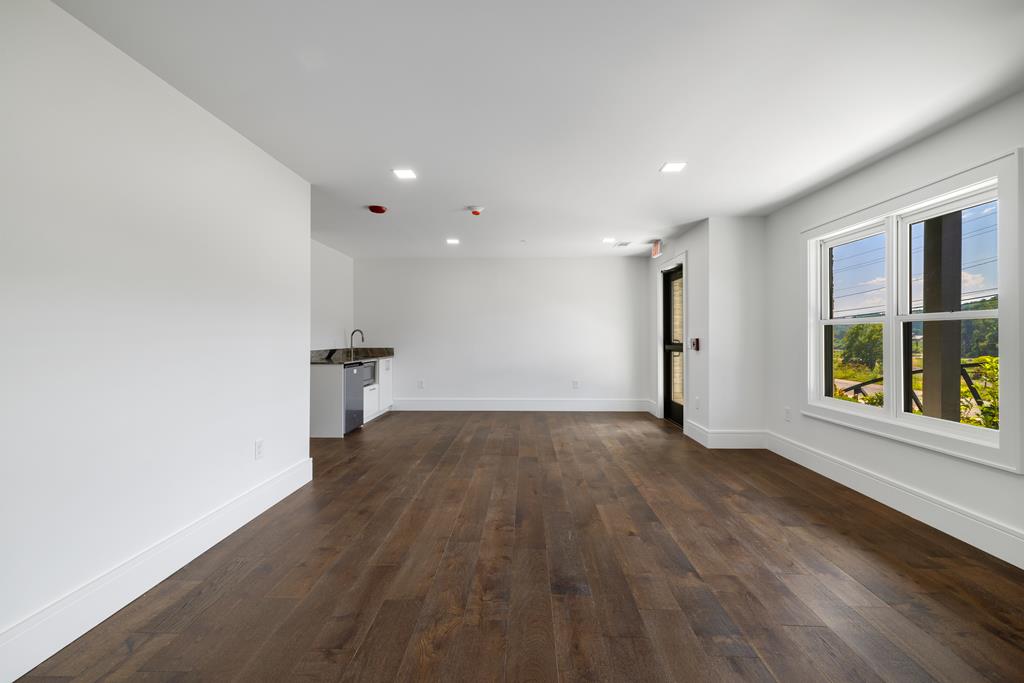 1281 East Main Street, Unit 3 Blue Ridge, GA 30513 - Photo 8 of 20