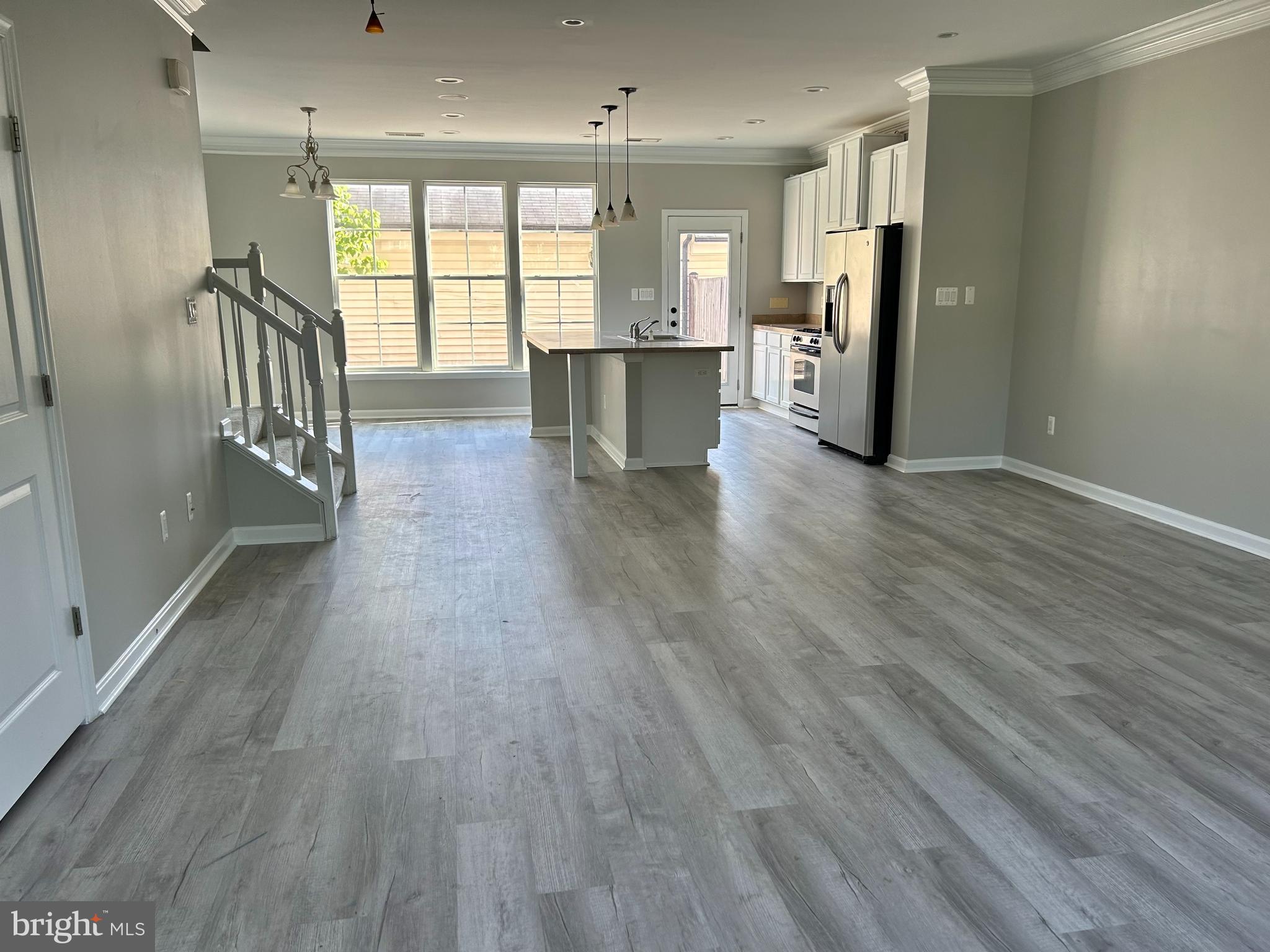 9090 Ribbon Falls Loop Bristow, VA 20136 - Photo 2 of 26