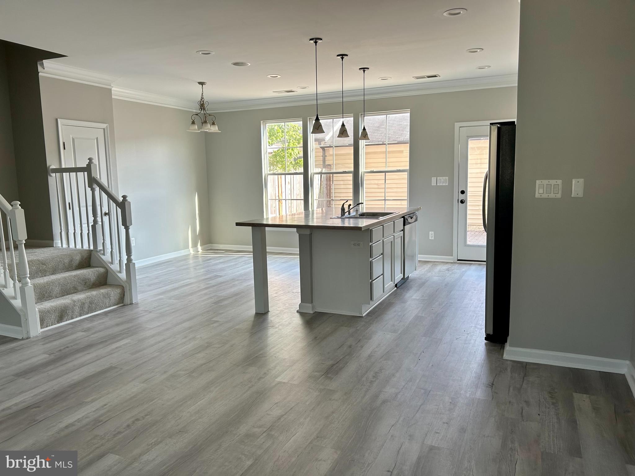 9090 Ribbon Falls Loop Bristow, VA 20136 - Photo 3 of 26