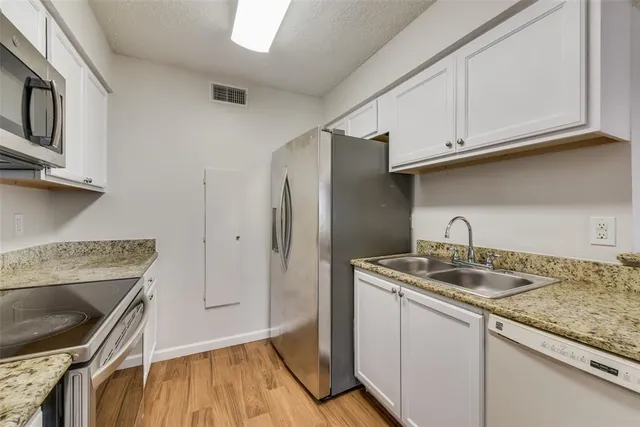 $216,000 | 4427 Westminster Drive, Irving, TX 75038